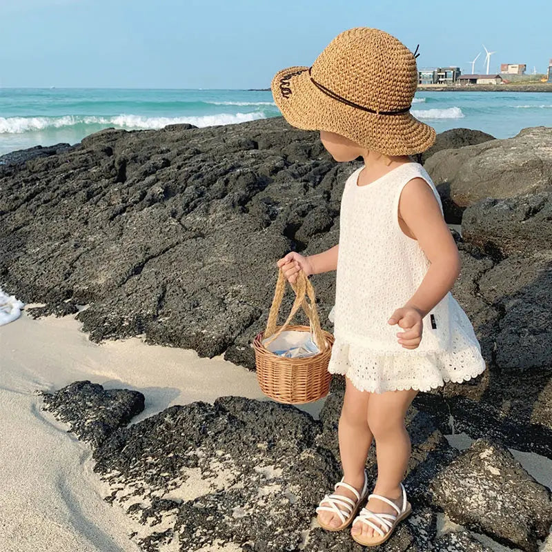 Little Girls Hollow Lace Design Summer Clothing Sets childrensterritory