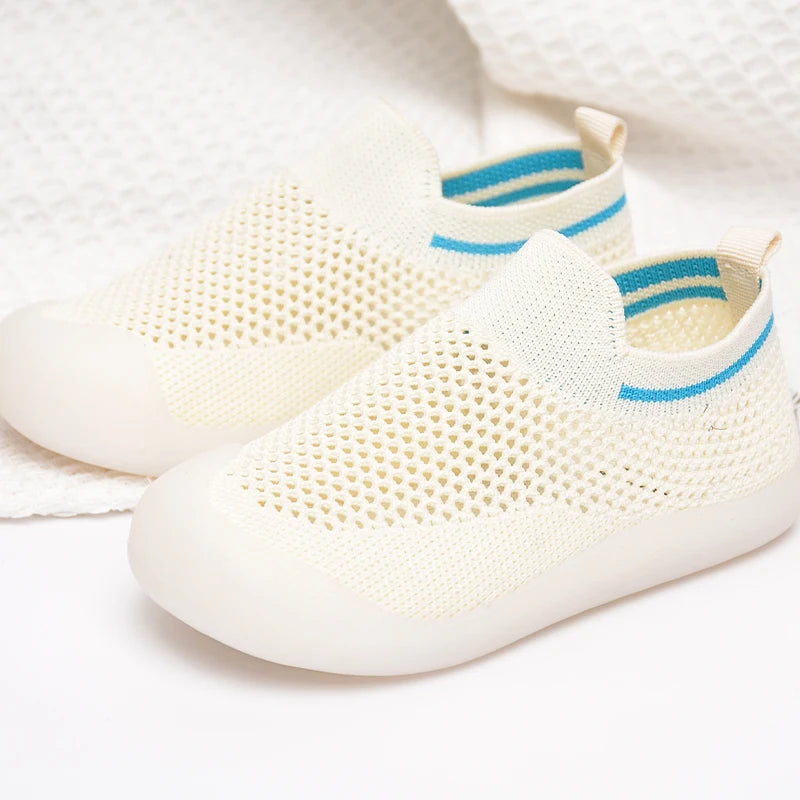 Kids Simple Mesh Knitting Breathable Outdoor Slip-on Sneakers childrensterritory