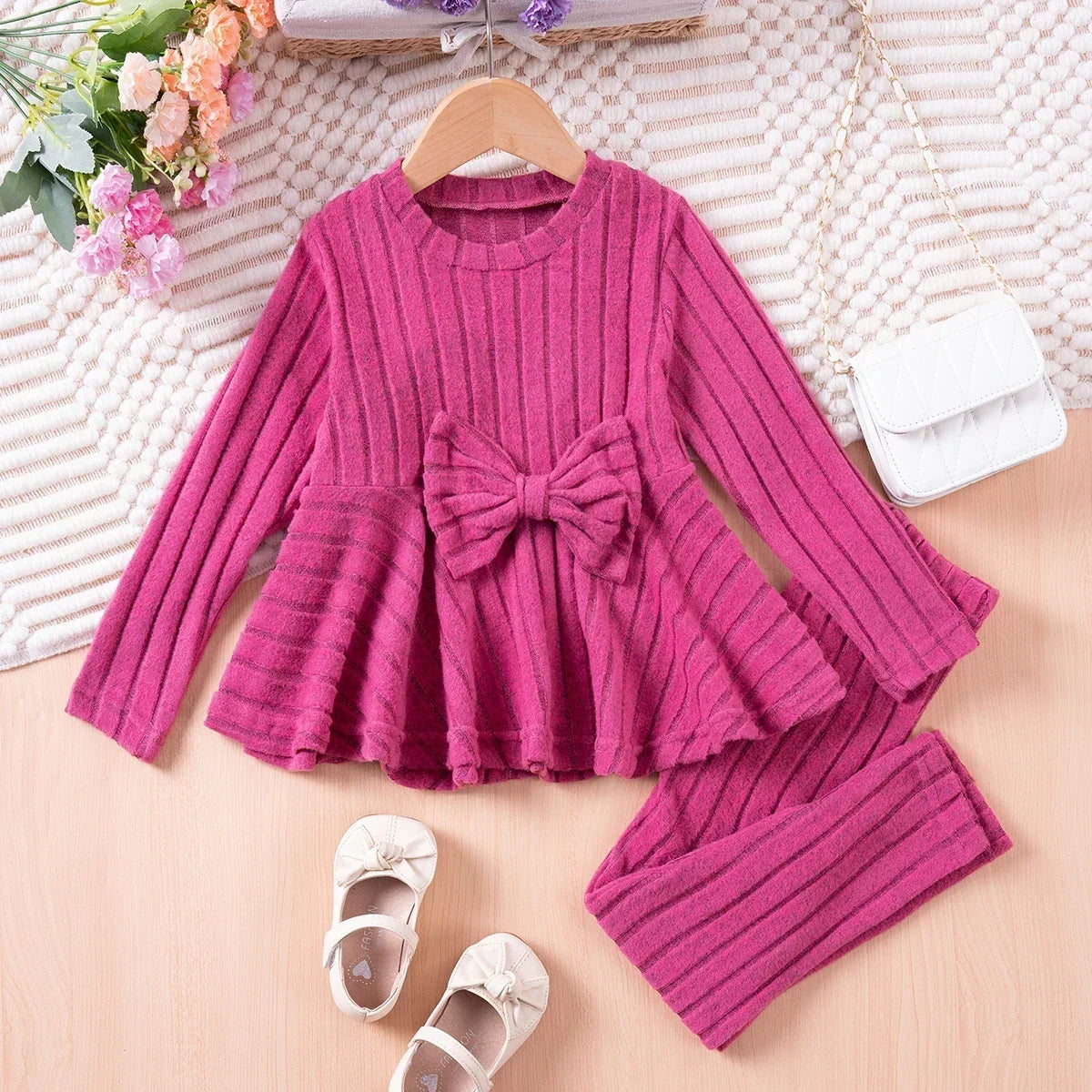 Little Girls Pleated Hem Top and Pants Set with Bow Decoration