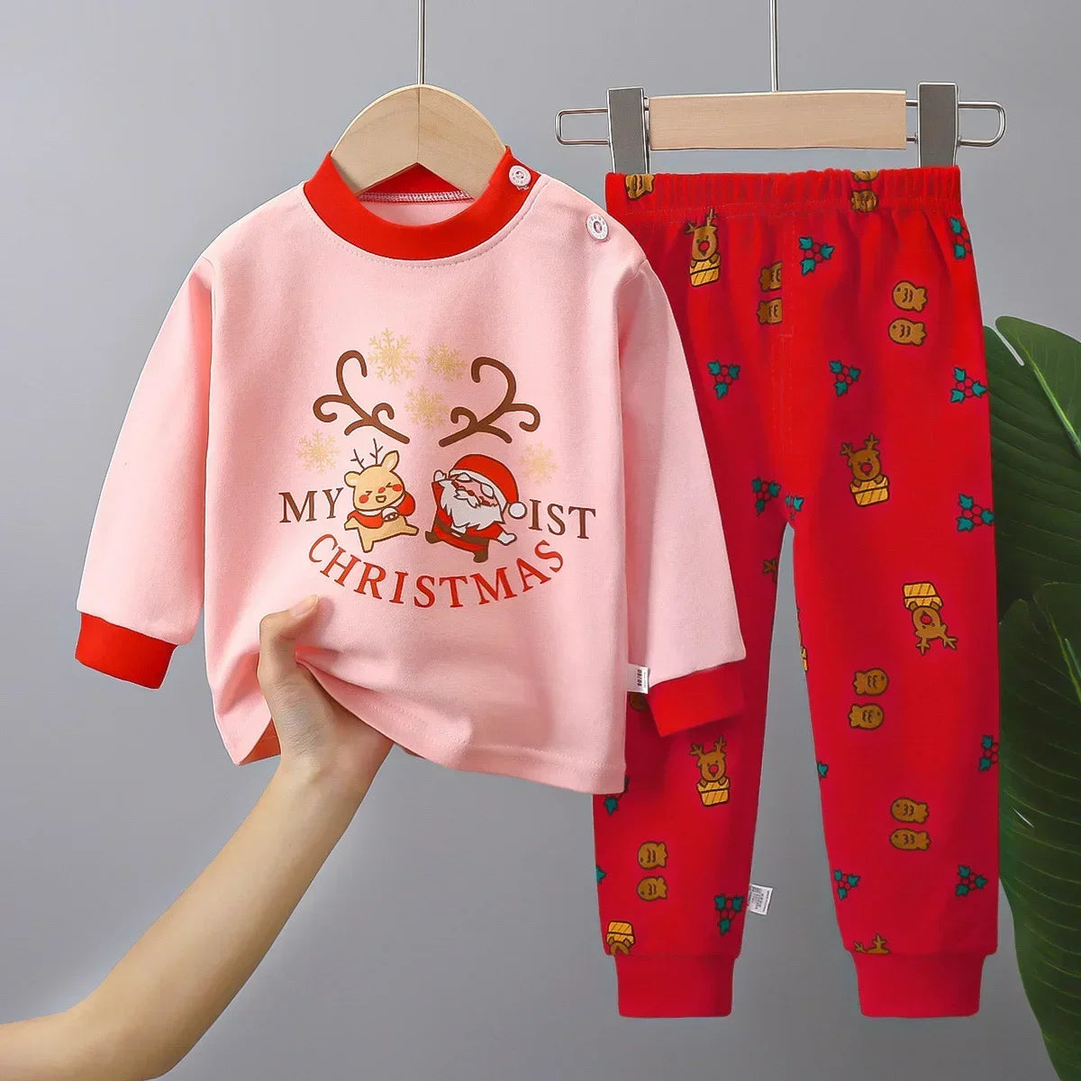 Little Boys and Girls Warm Cartoon Xmas Print Sleepwear Sets childrensterritory