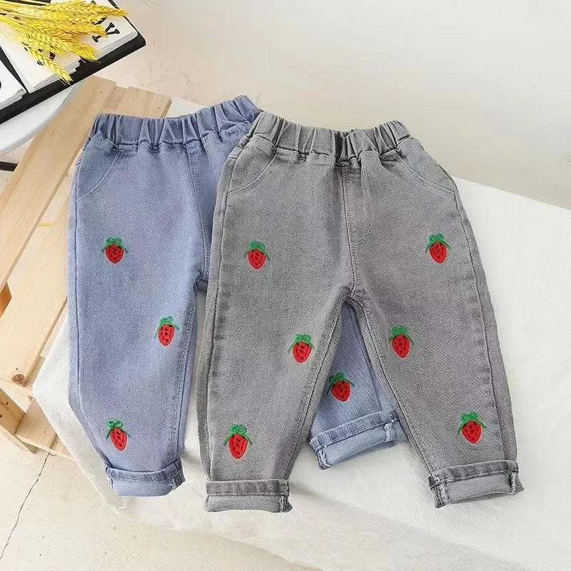 Little Girls Loose Stylish Denim Pants for Spring and Autumn childrensterritory