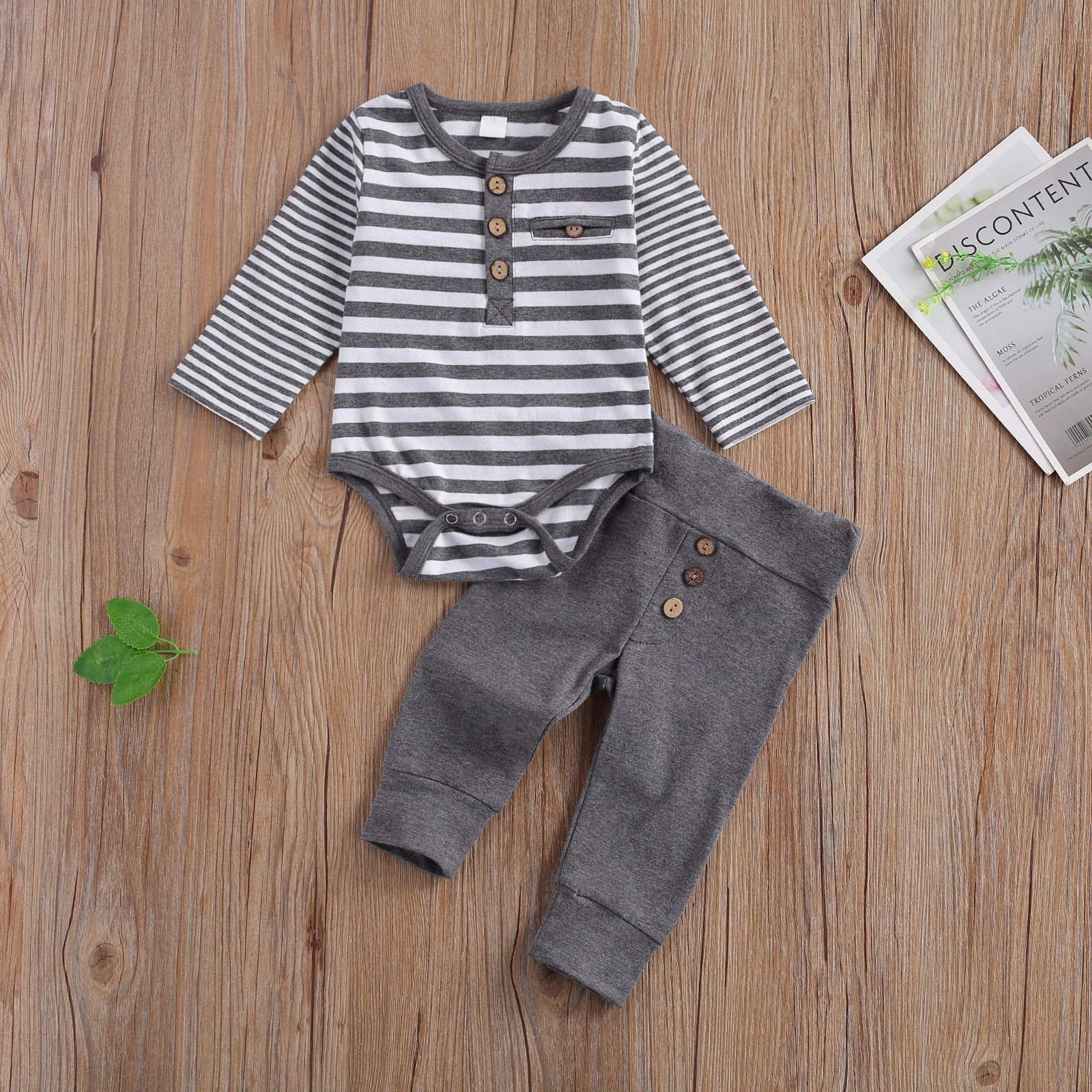 Baby Boy/Girl Stripe Romper & Loose Trousers Set childrensterritory