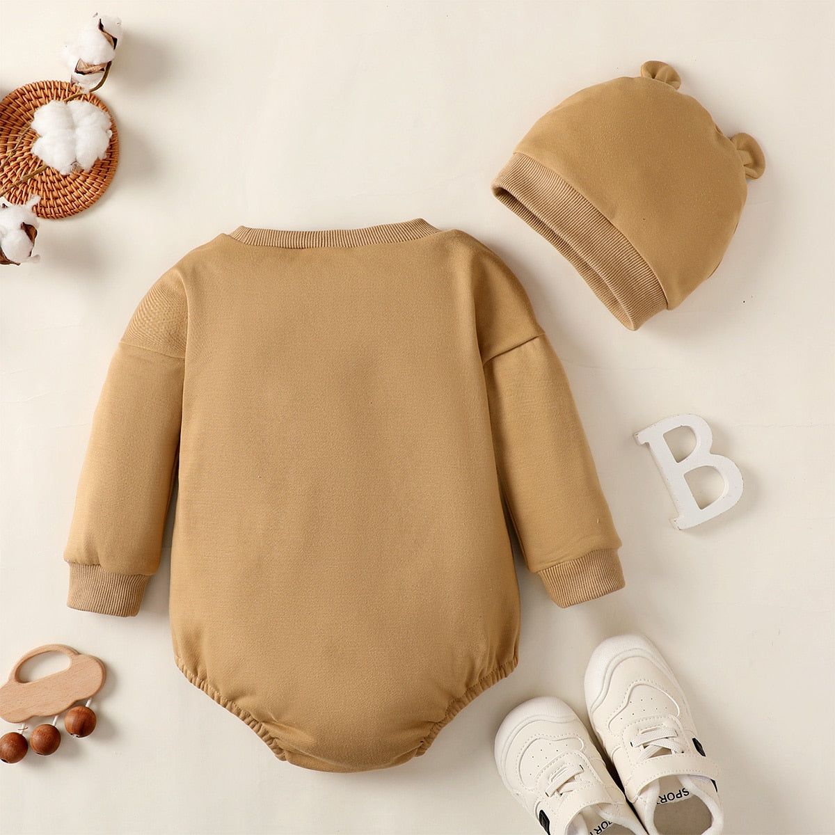 Long Sleeves Bear Print Baby Jumpsuit & Hat Set childrensterritory