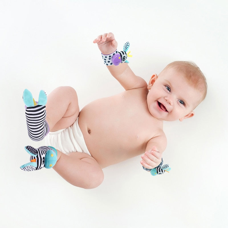 Baby Wrist Rattles and Foot Finder Socks 4PCS/SET childrensterritory