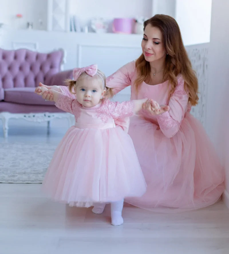 Why Mother-Daughter Party Dresses Are the New Partywear Trend?