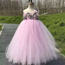 Party Dresses for Girls: Ball Gown Flower Design with Daisy Ribbons