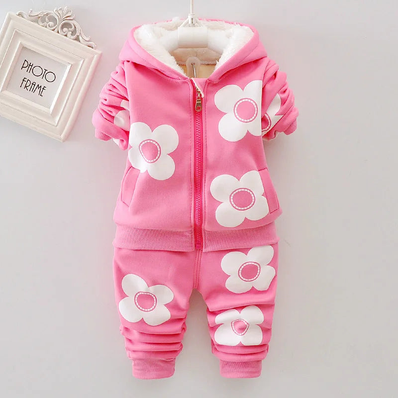 Girls' Long-Sleeved Flower Design Winter Clothing Set