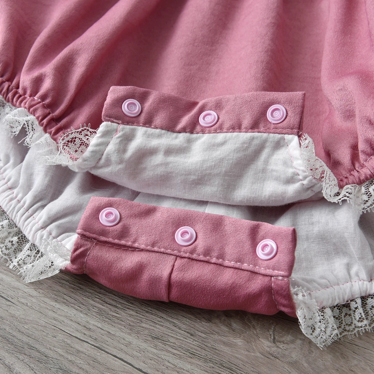 Newborn Lace Rompers With Hats for Summer childrensterritory