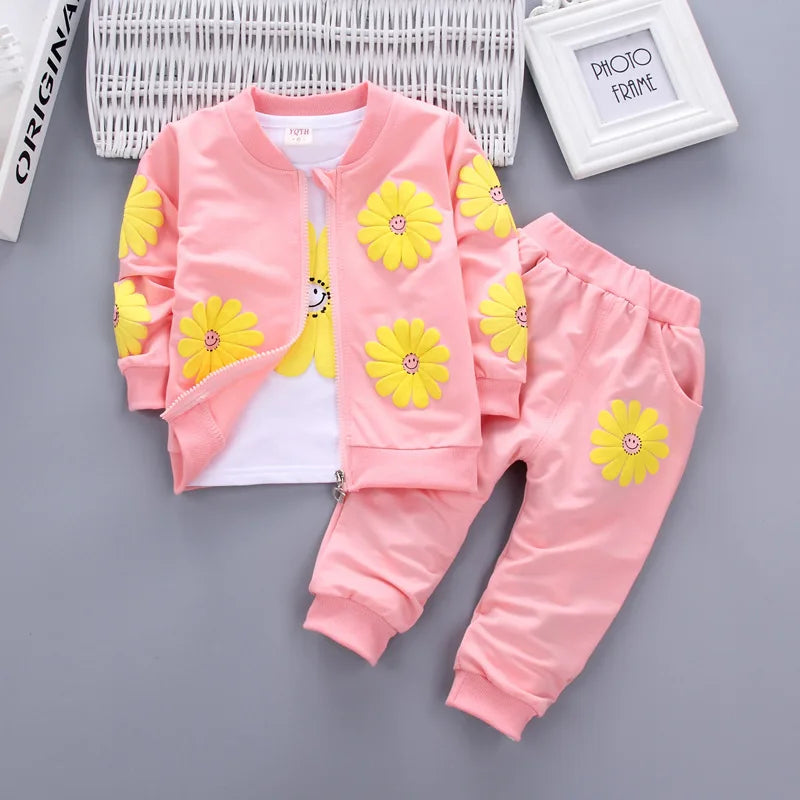 Girls' Long-Sleeved Flower Design Winter Clothing Set