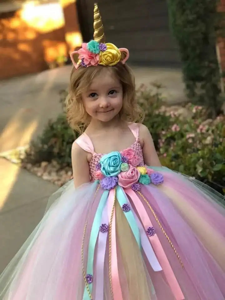 Party Dresses for Girls: Ball Gown Flower Design with Daisy Ribbons