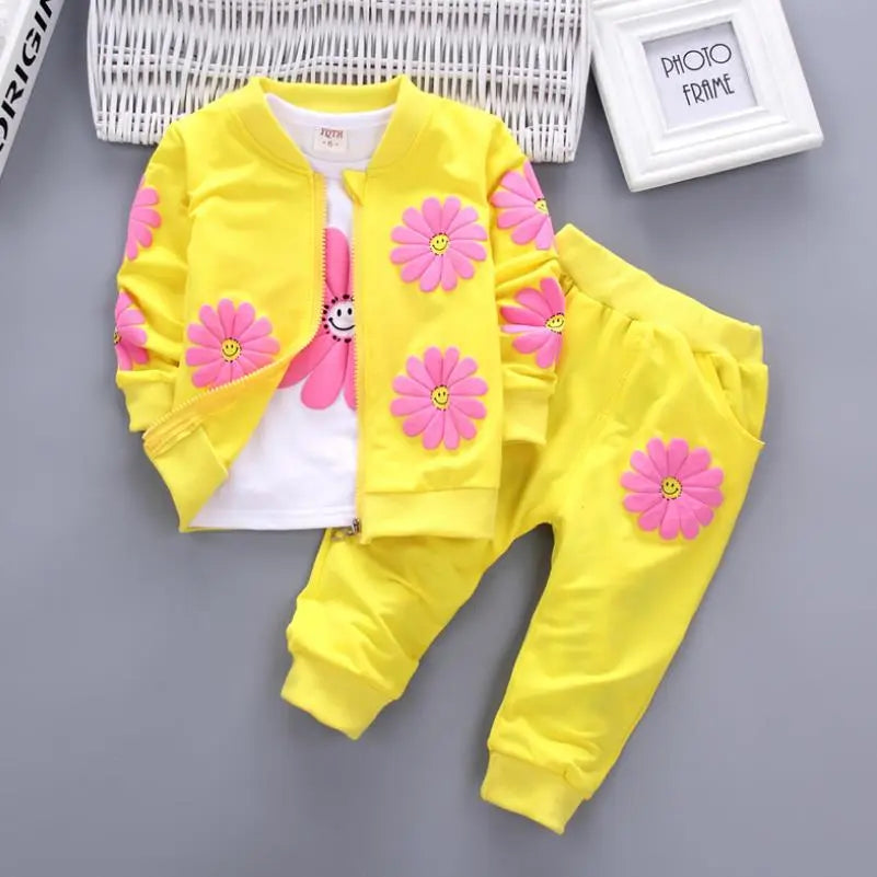 Toddler Girls Floral Design Three-piece Warm Cotton Clothing Set childrensterritory