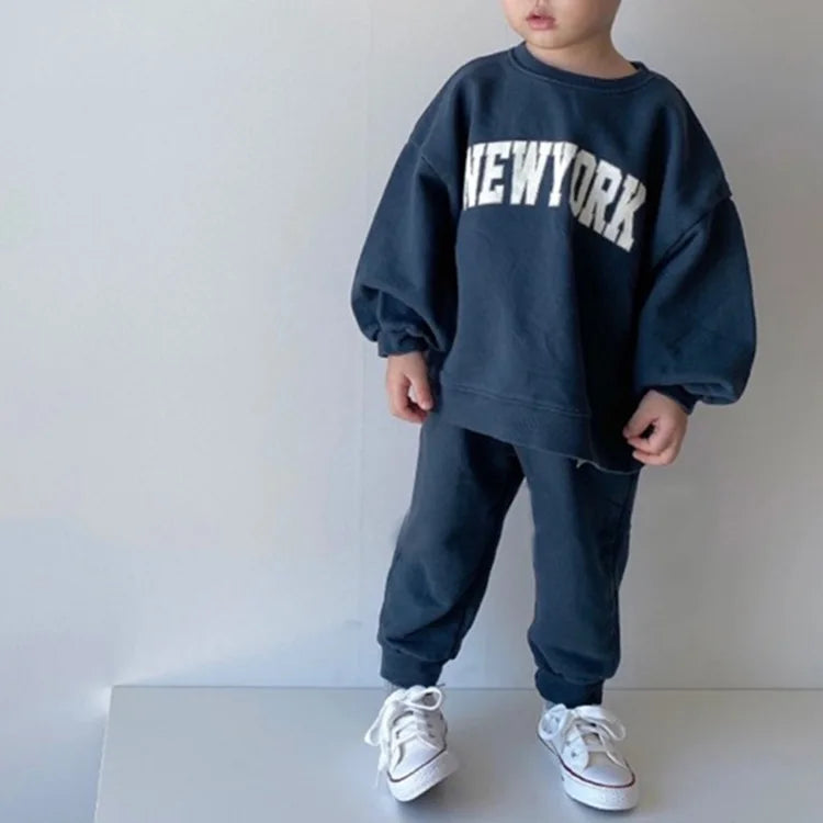 Letter Printed Toddler Sweatshirt + Trousers Clothing Set childrensterritory