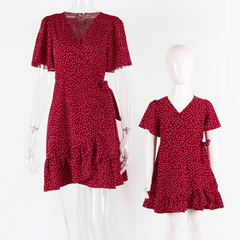 Mom and Daughter Matching Short Sleeve Wedding Party Dresses childrensterritory