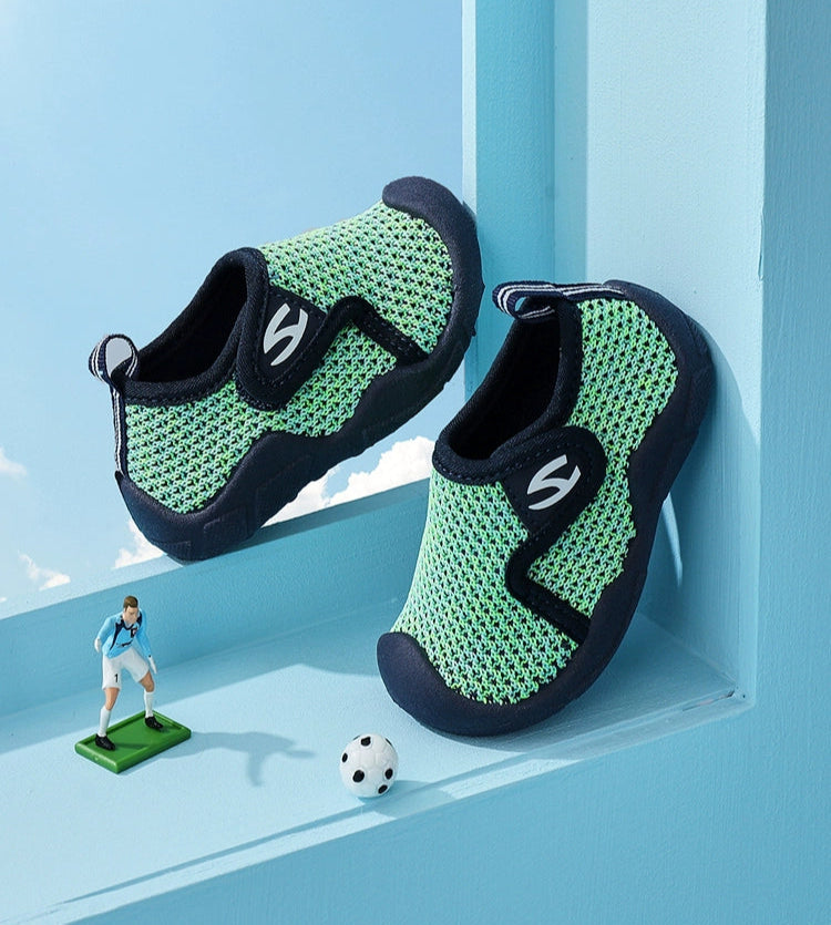 Lightweight Kids Boys Girls Breathable Sneakers