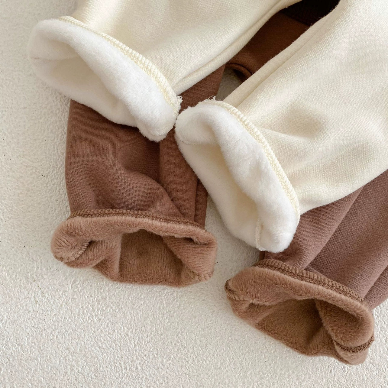 Baby Rabbit Print 2Pcs Warm Clothing Set for Boys/Girls