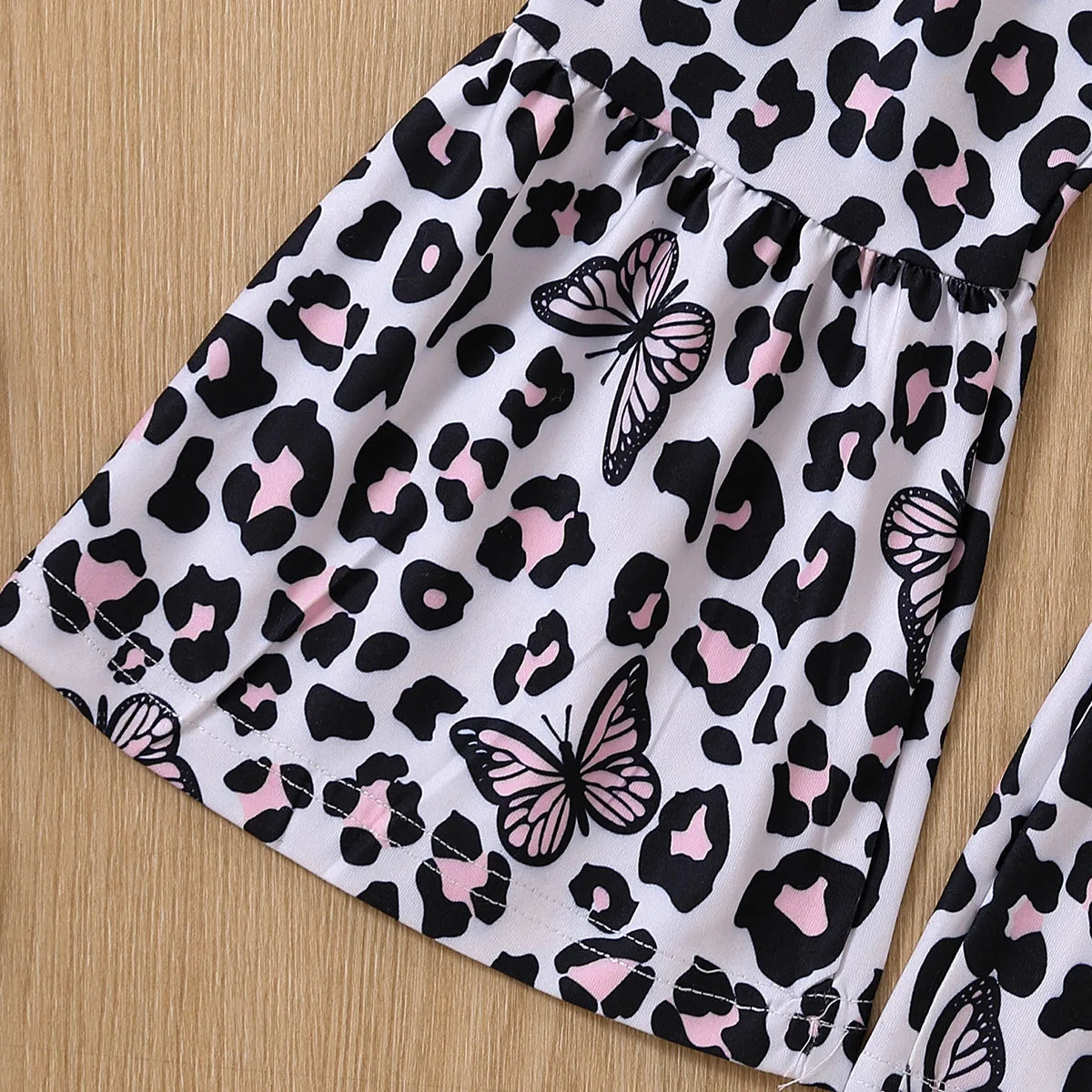 Girls Flared Sleeve Letter Printed Top with Leopard Print Pants Set childrensterritory