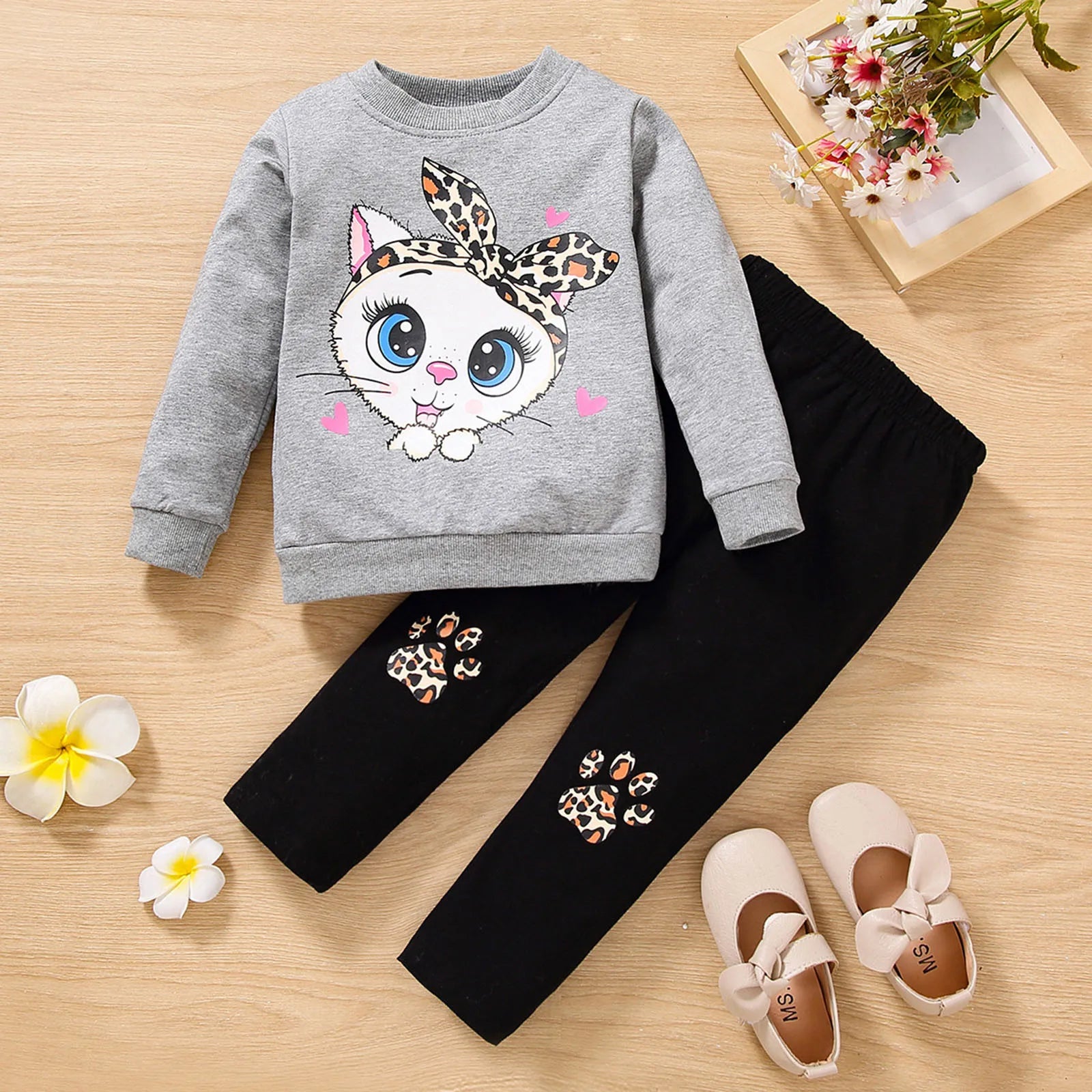 Big-eyed Cat Kids Girls Casual Clothing Set for Autumn