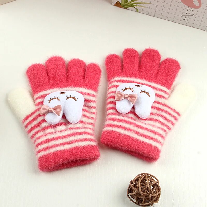 Kids Cartoon Design Furry Coral Fleece Short Gloves Mittens childrensterritory
