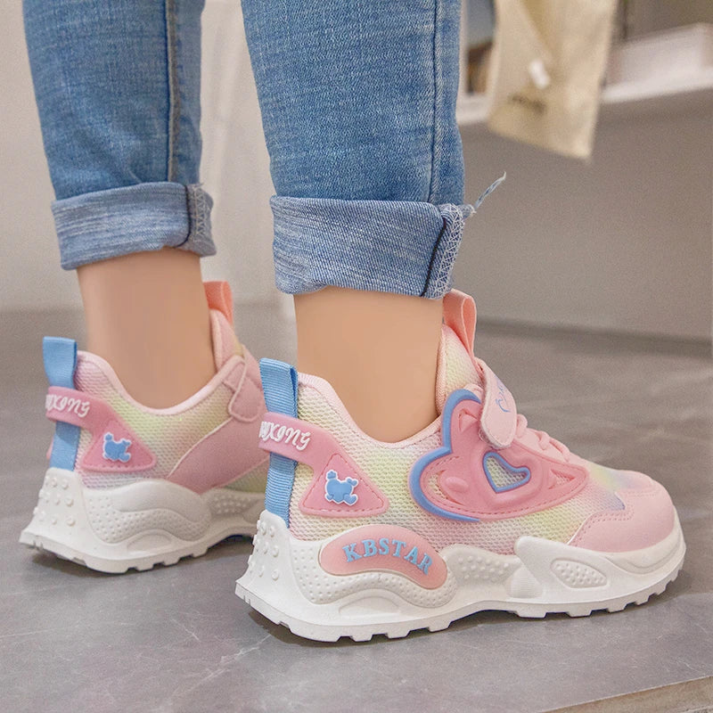 Heart-shaped Breathable Mesh Kids Girls Pink Sports Shoes
