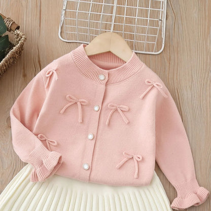 Girls’ Stylish Long-Sleeved Winter Outfit childrensterritory