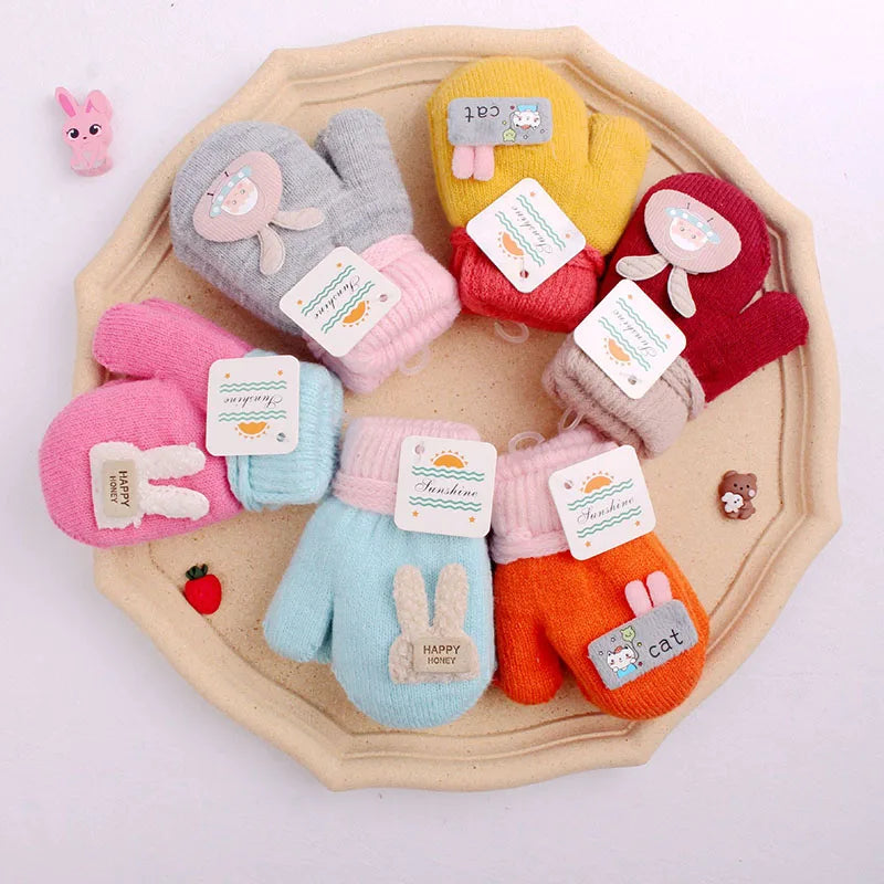 Cartoon Design Knitted Warm Gloves for Baby/Kids