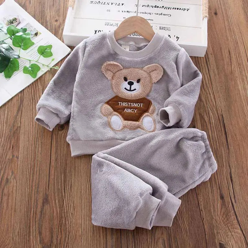 Kids' Long-Sleeved Bear Design Winter Casual Clothing Set
