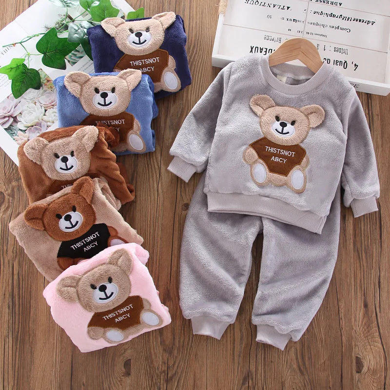 Kids' Long-Sleeved Bear Design Winter Casual Clothing Set