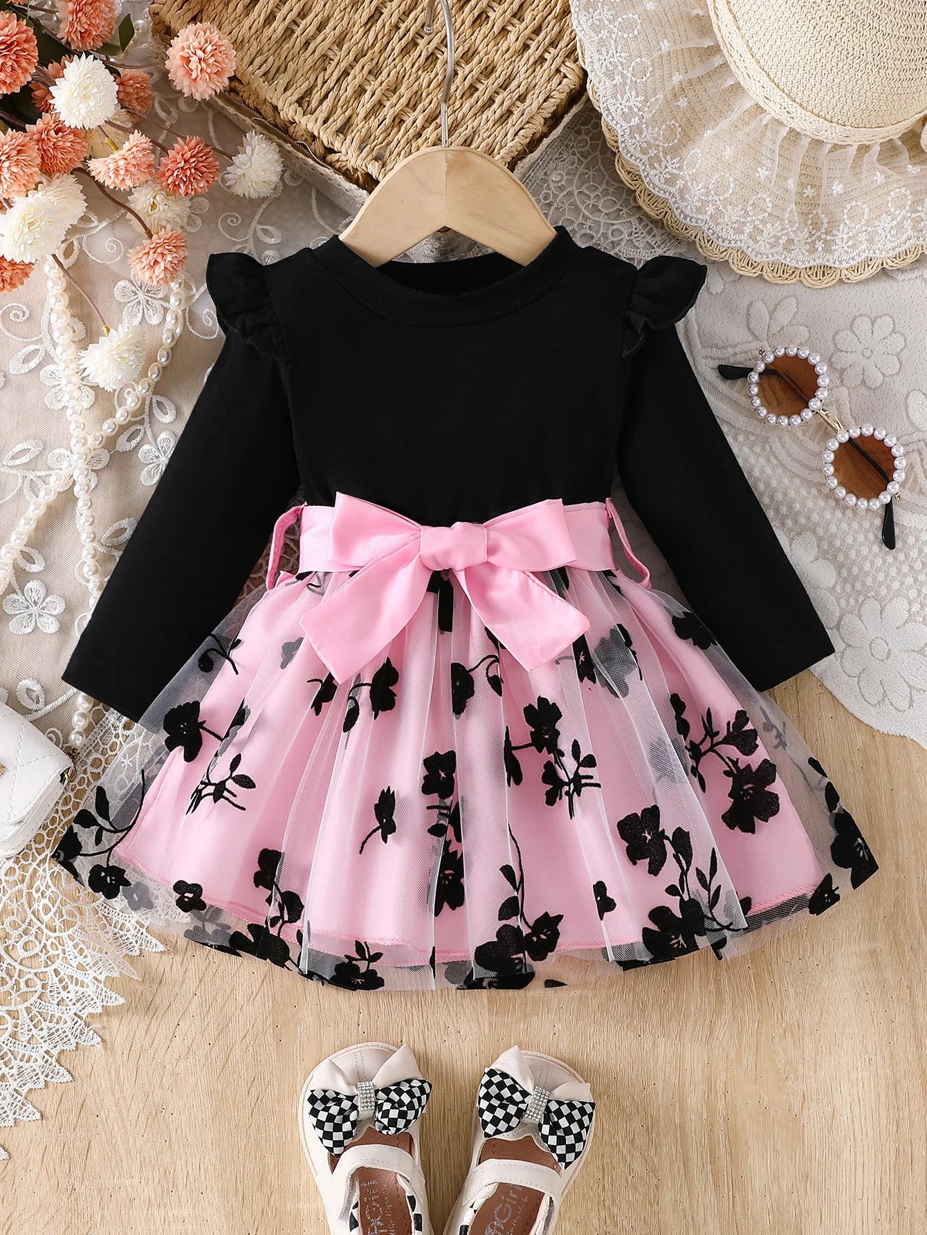 Baby Girls’ Winter Outfits with Delicate Lace Design