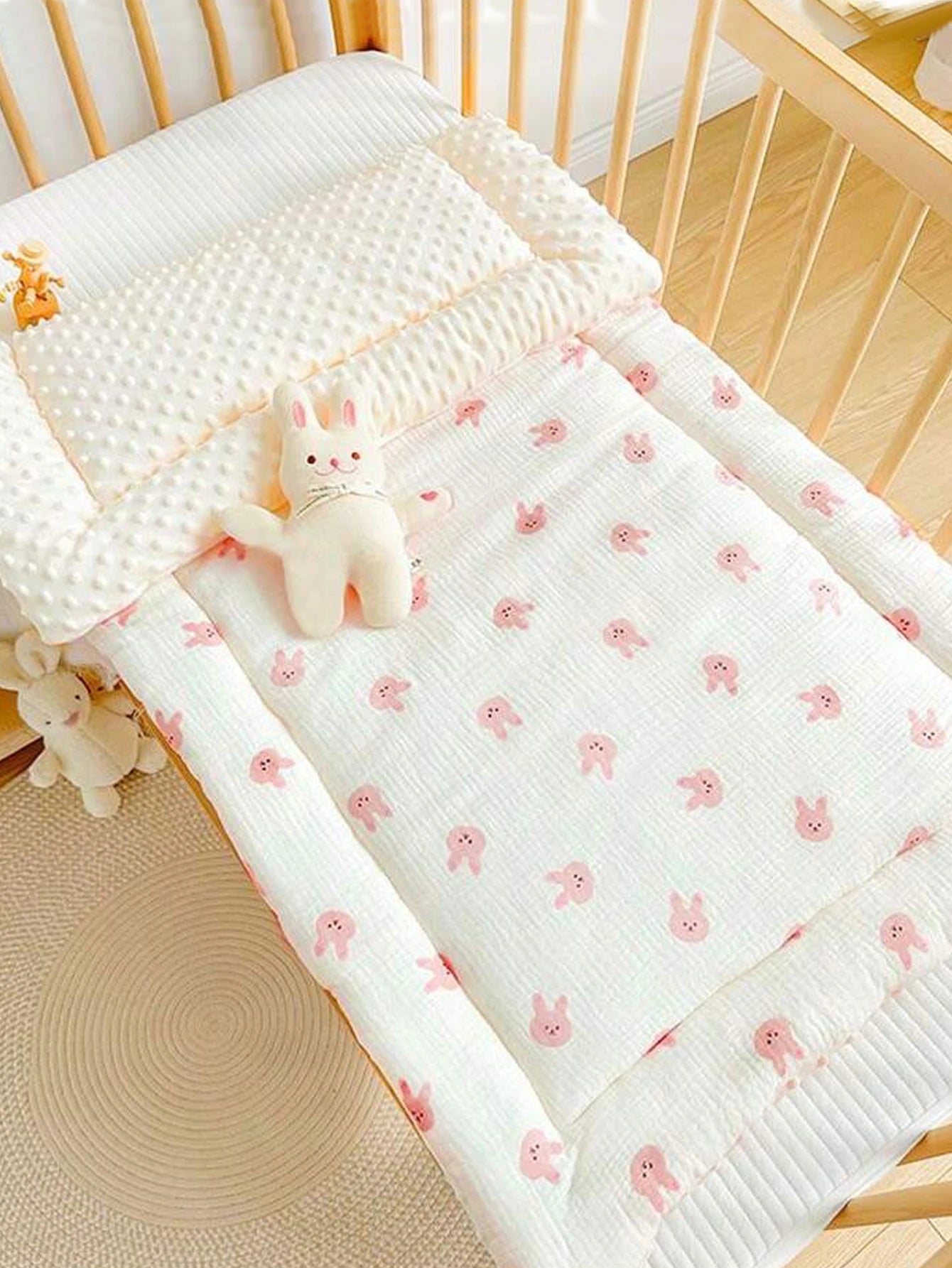 3D Dot Muslin Cotton Thick Baby Blanket/Crib Quilt