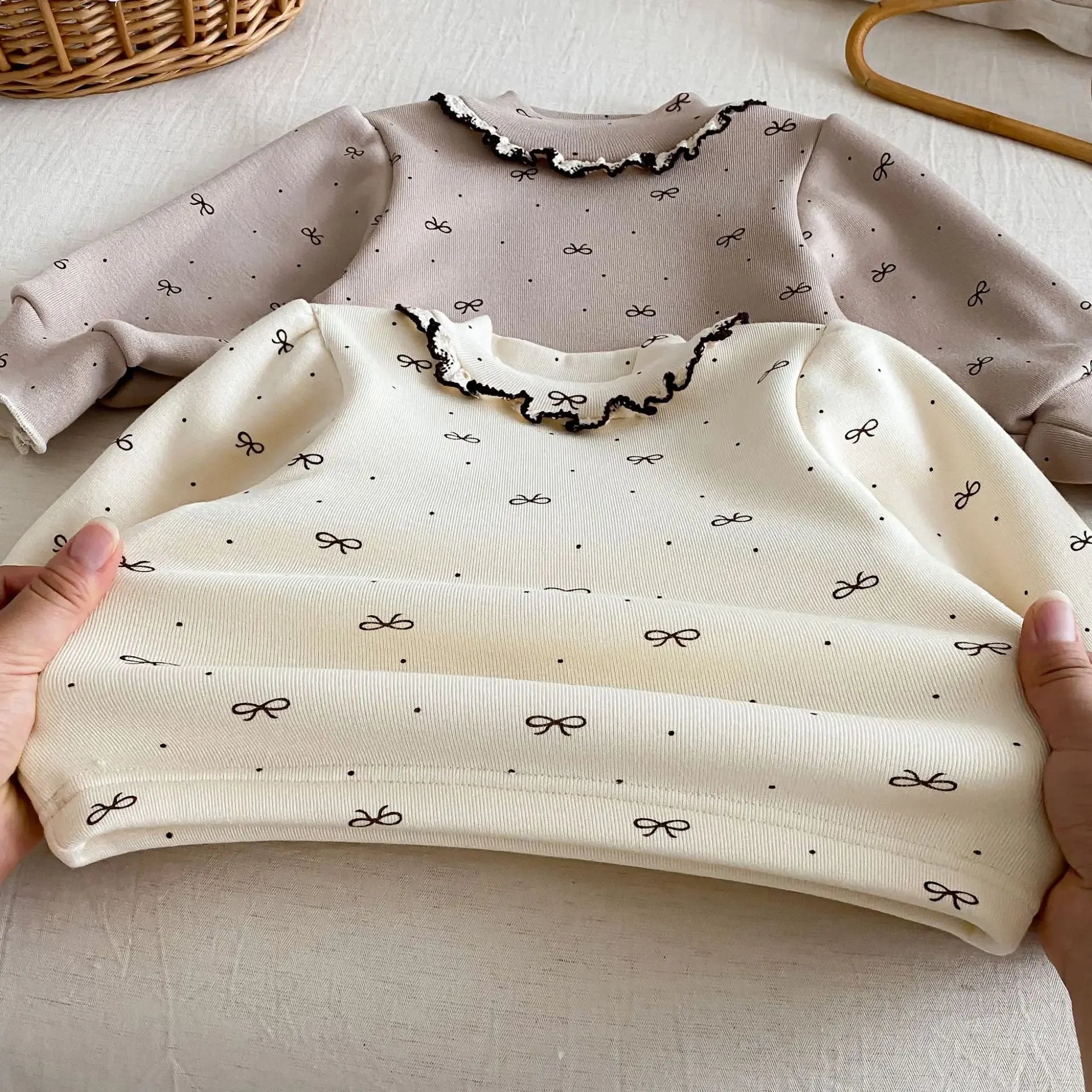 Girls’ Long-Sleeved Collar Design Winter Tops