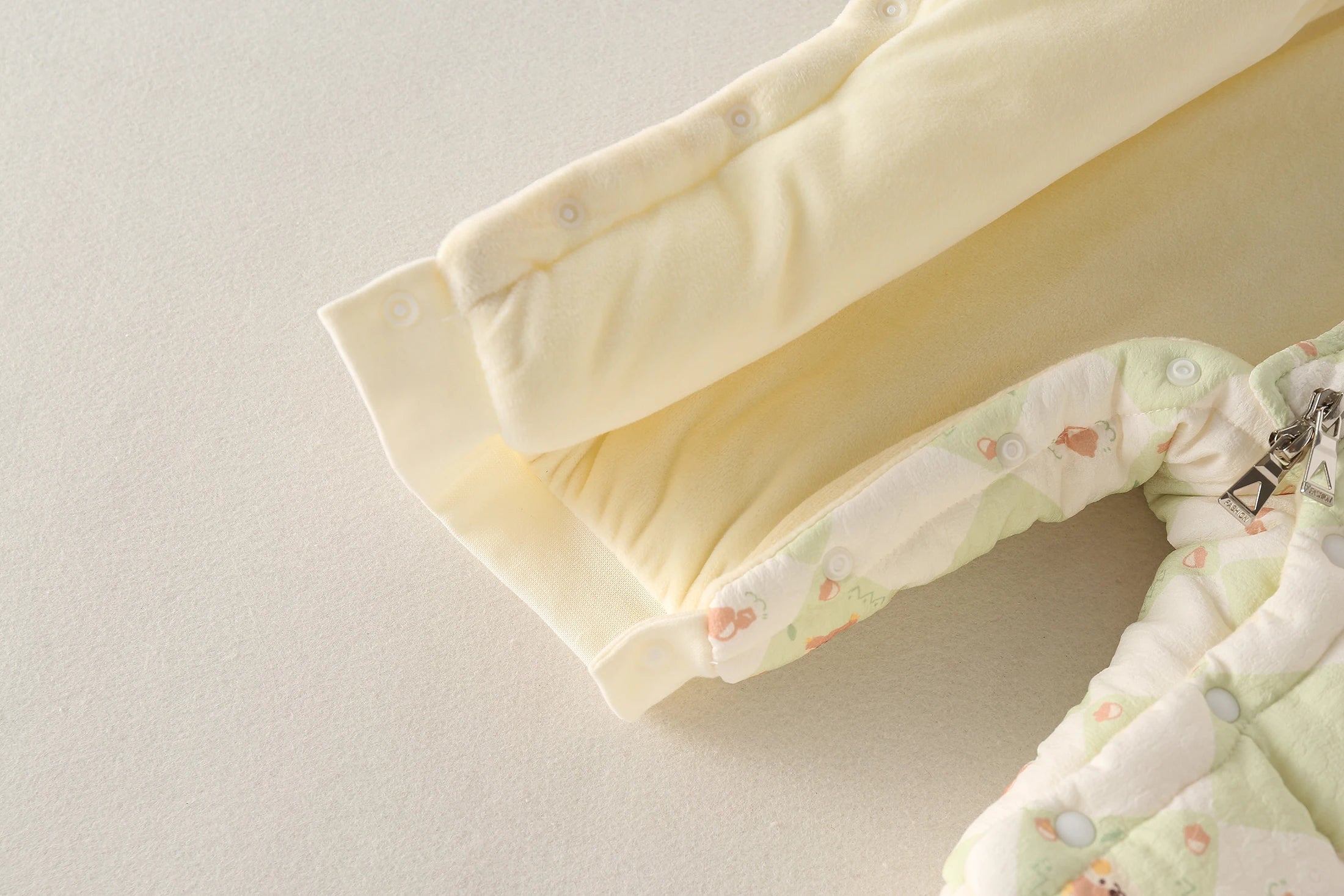 Baby Kids Long-Sleeved Warm Bodysuits childrensterritory