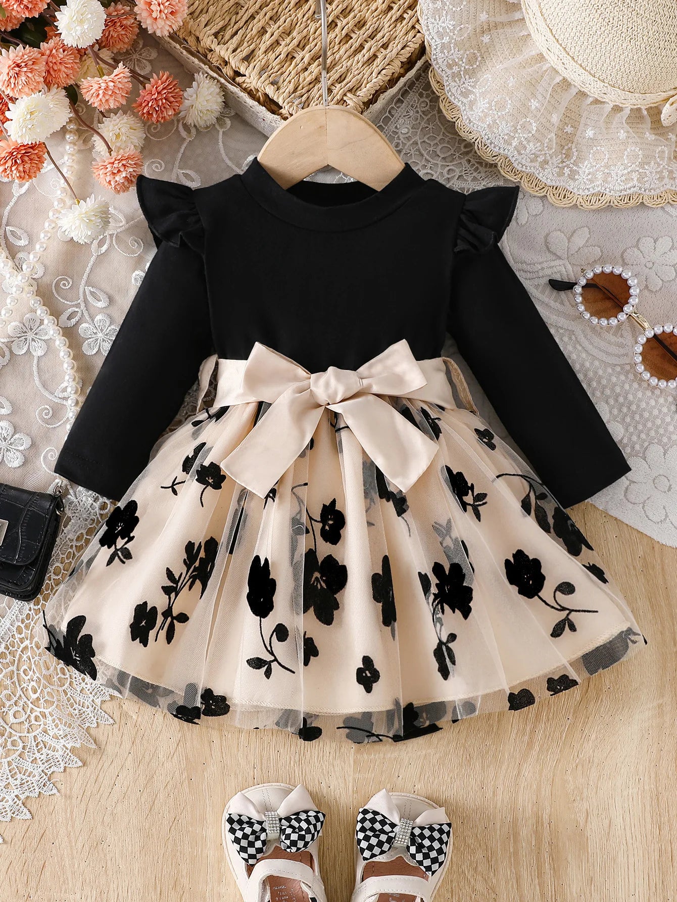 Baby Girls’ Winter Outfits with Delicate Lace Design