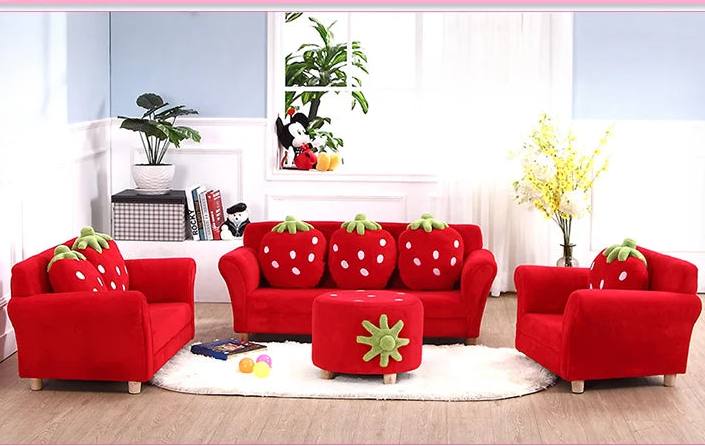 Kids Sofa Strawberry Designed Armrest Lounge Couch w/2 Pillow