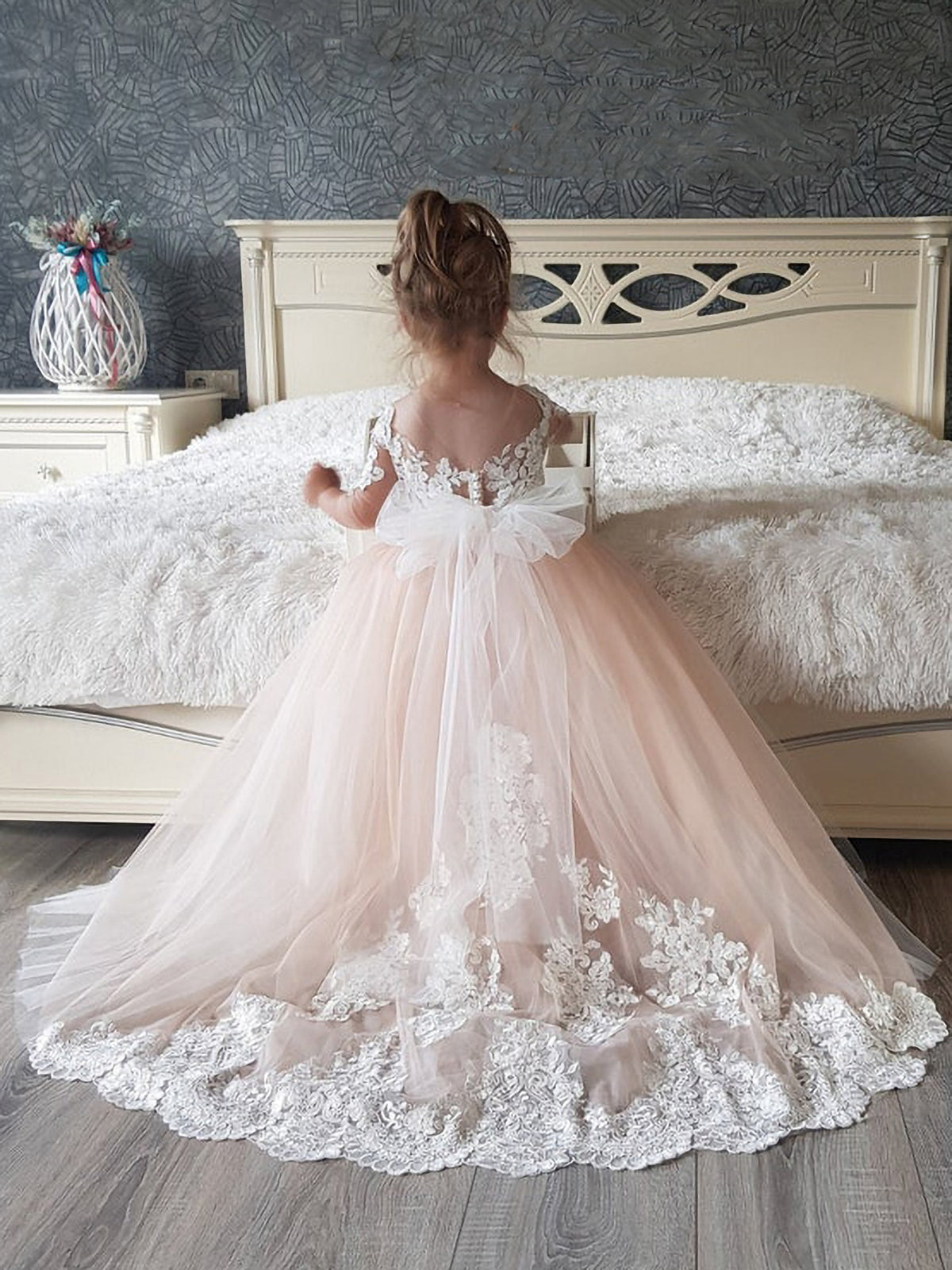 Kids Girls Backless Tutu Wedding Party Dresses with Long Train childrensterritory