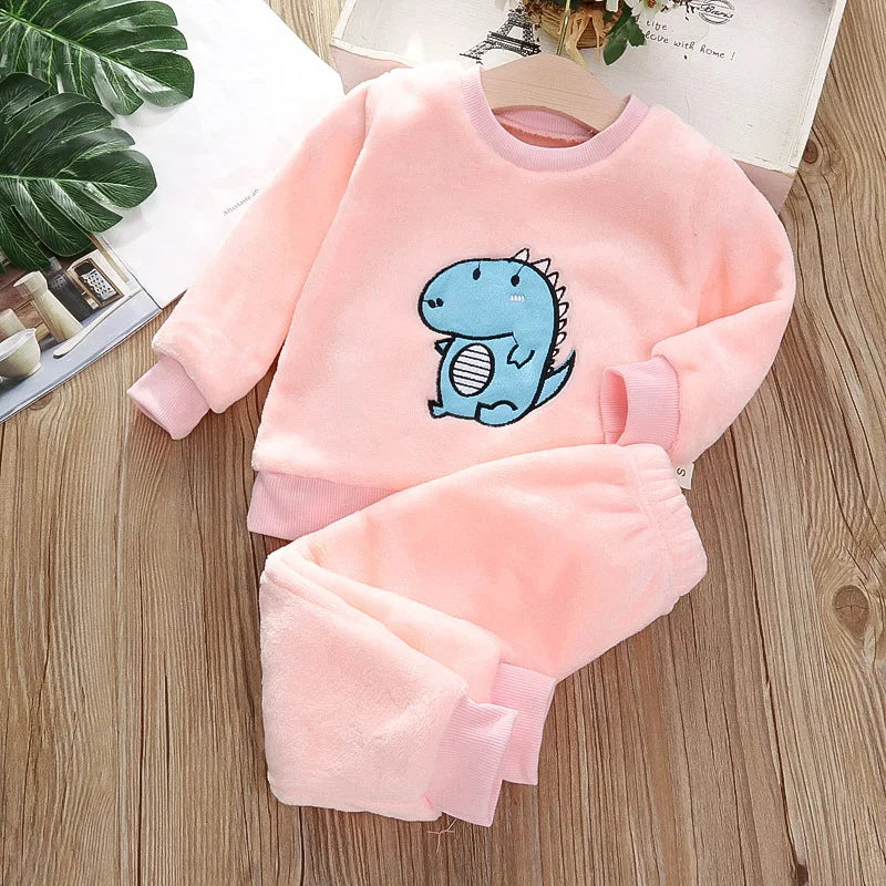 Long-Sleeved Cartoon Design Warm Kids Clothing Set