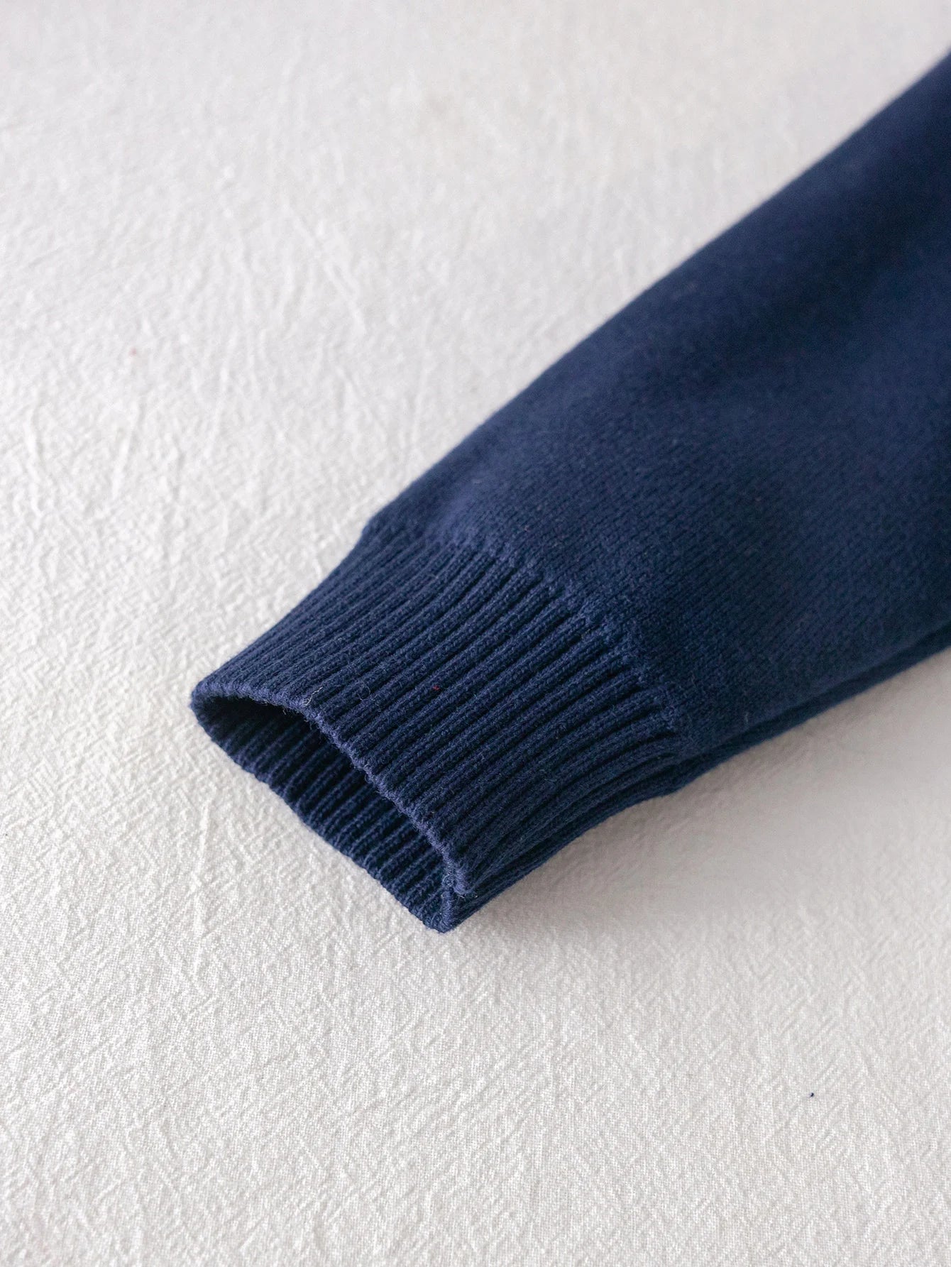 Kids Round Neck Christmas Tree Design Winter Sweater