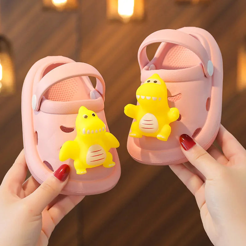 Lightweight Cartoon Design Summer Beach Slippers For Toddler