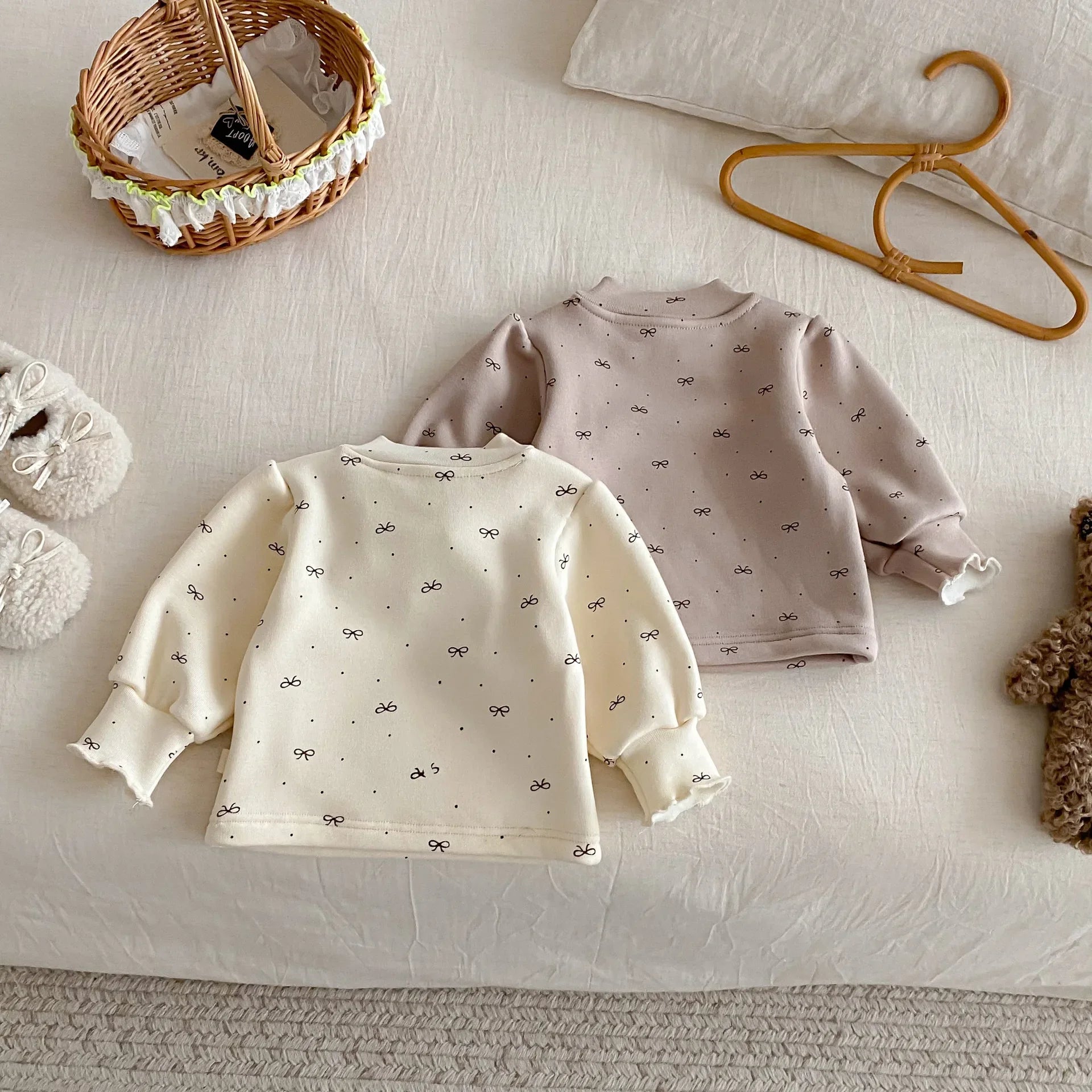 Girls’ Long-Sleeved Collar Design Winter Tops