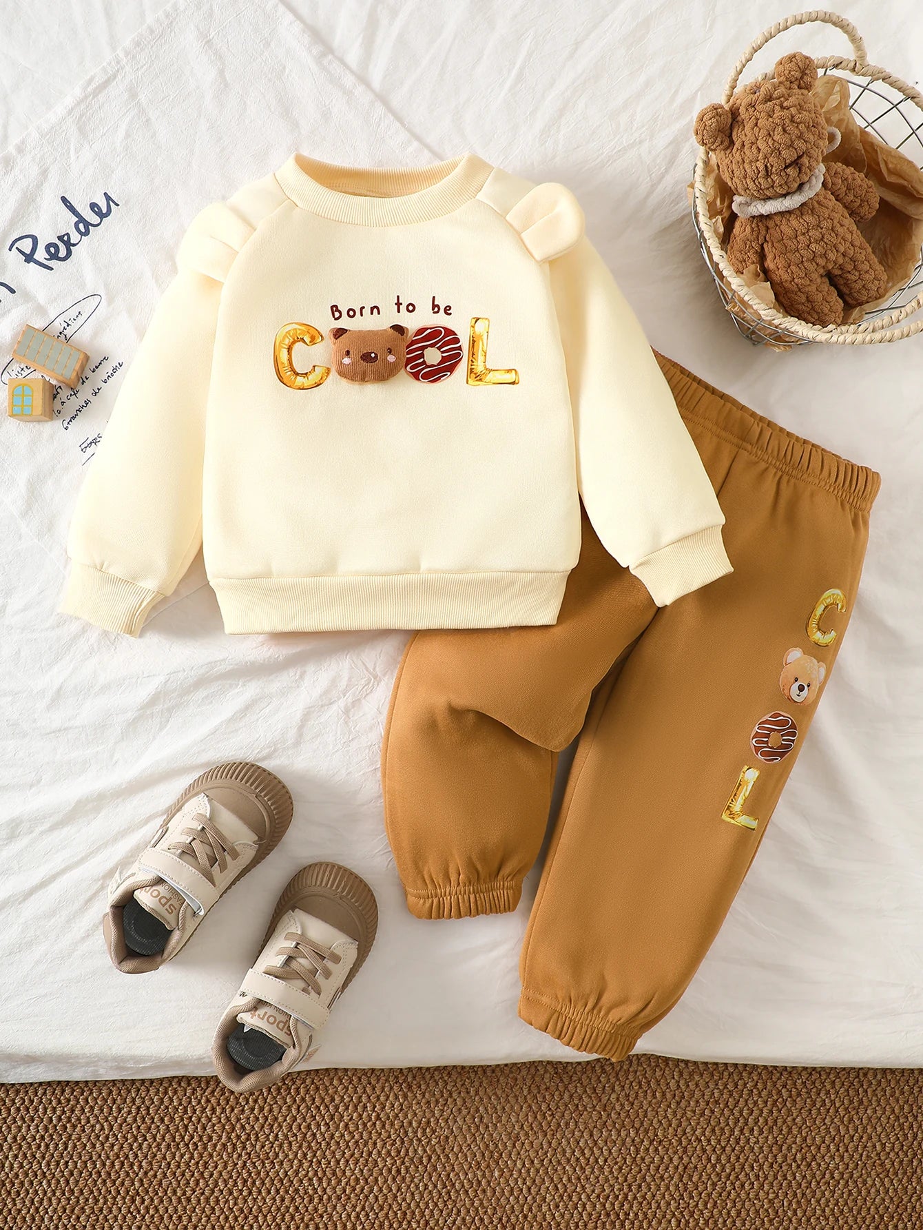 Boys Bear Design Long-Sleeved Winter Clothing Set childrensterritory