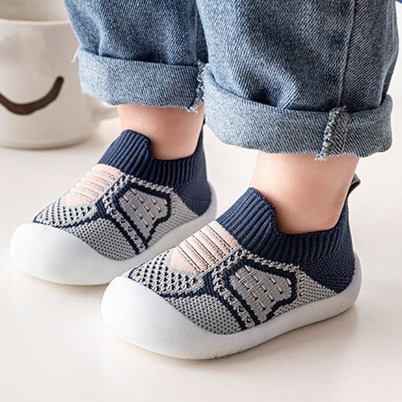 Infant Crib Floor Socks with Rubber Sole for Girls and Boys childrensterritory