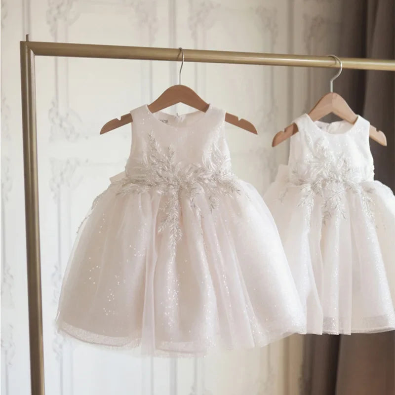 Sleeveless Flower lace Design Girls Birthday Dresses