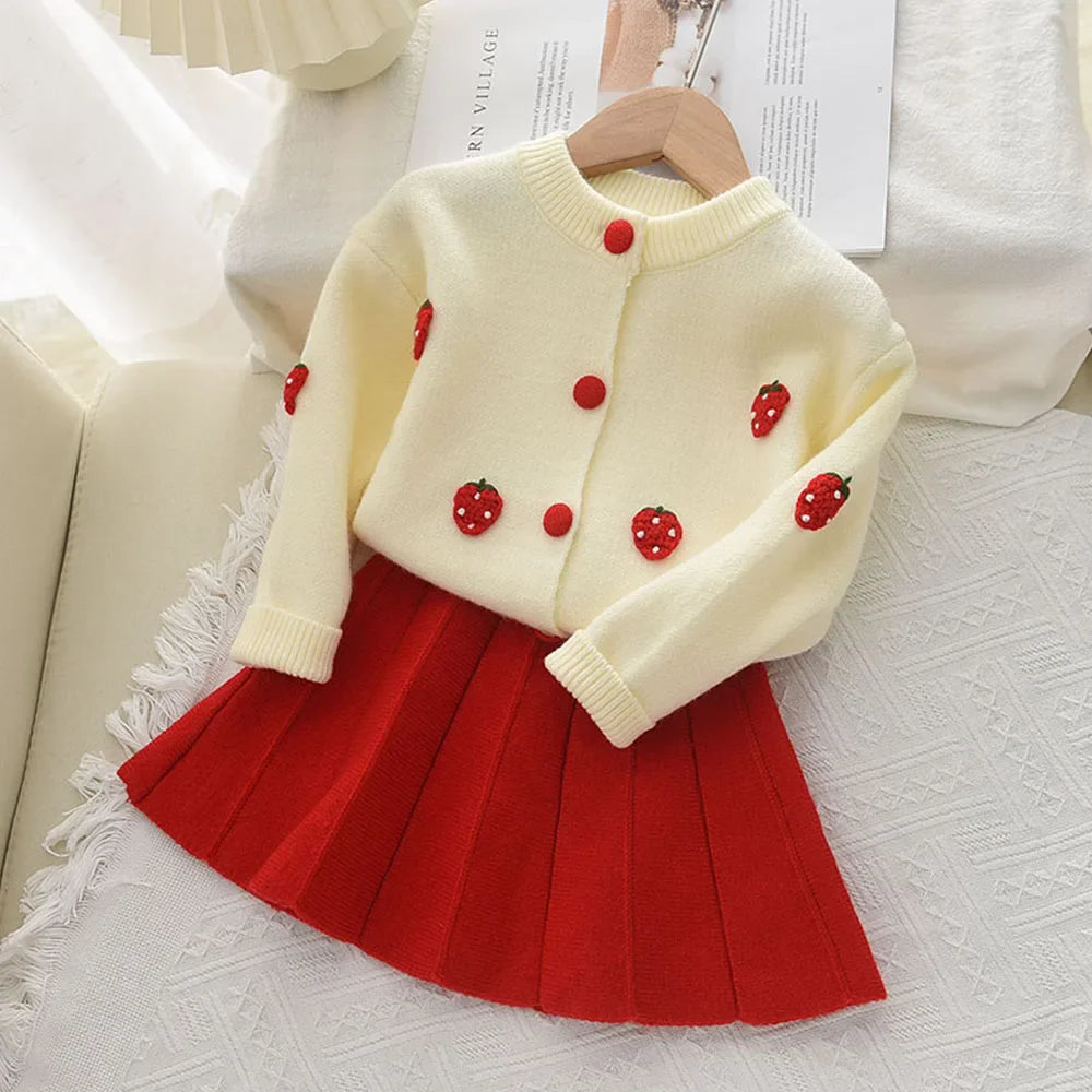 Girls’ Long-Sleeve Winter Outfit with Strawberry Design childrensterritory