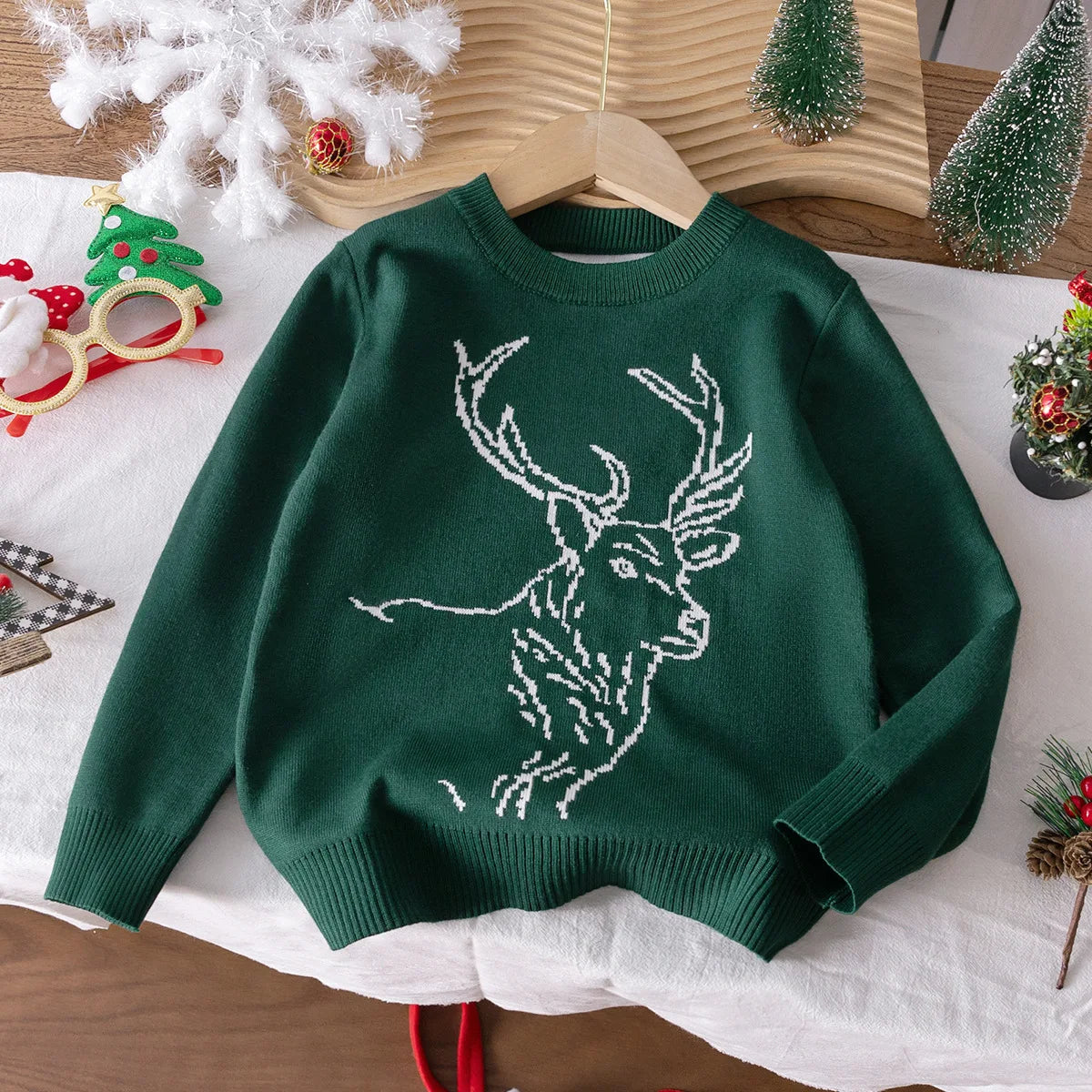 Kids Round Neck Christmas Design Warm Sweater