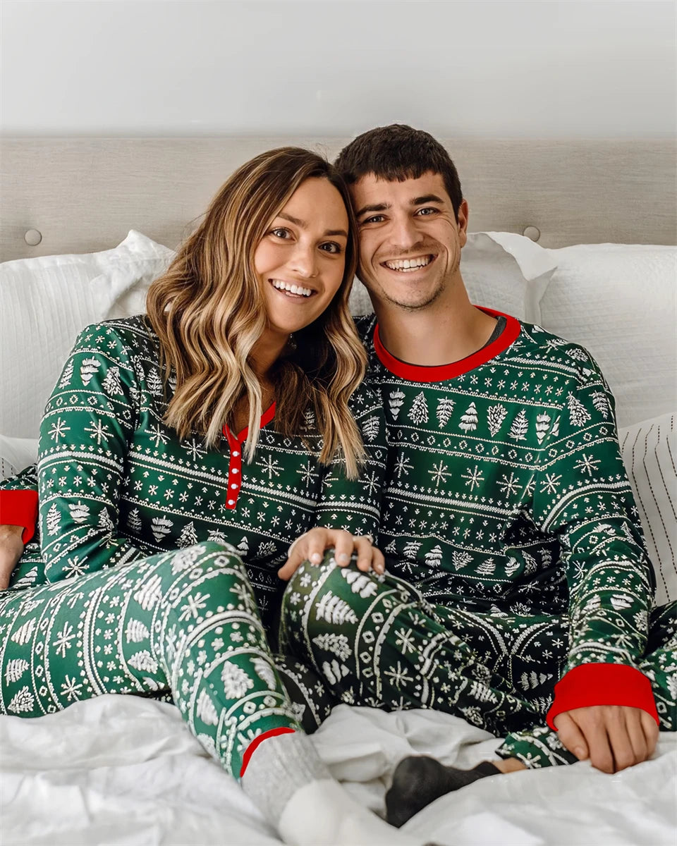 Cartoon Deer and Tree Print Family Matching Christmas Pajamas Sets childrensterritory