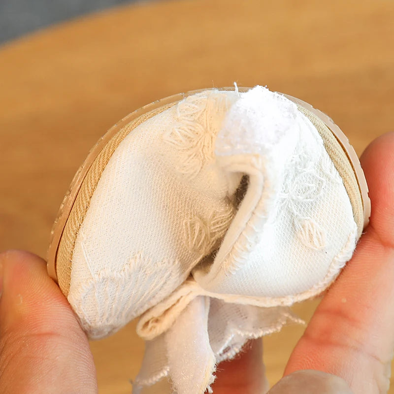 Cute Lace Design Baby Girl Non Slip Princess Crib Shoes