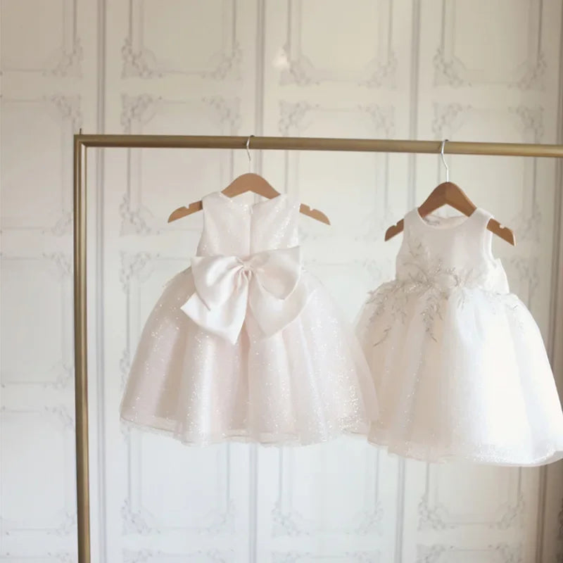 Sleeveless Flower lace Design Girls Birthday Dresses