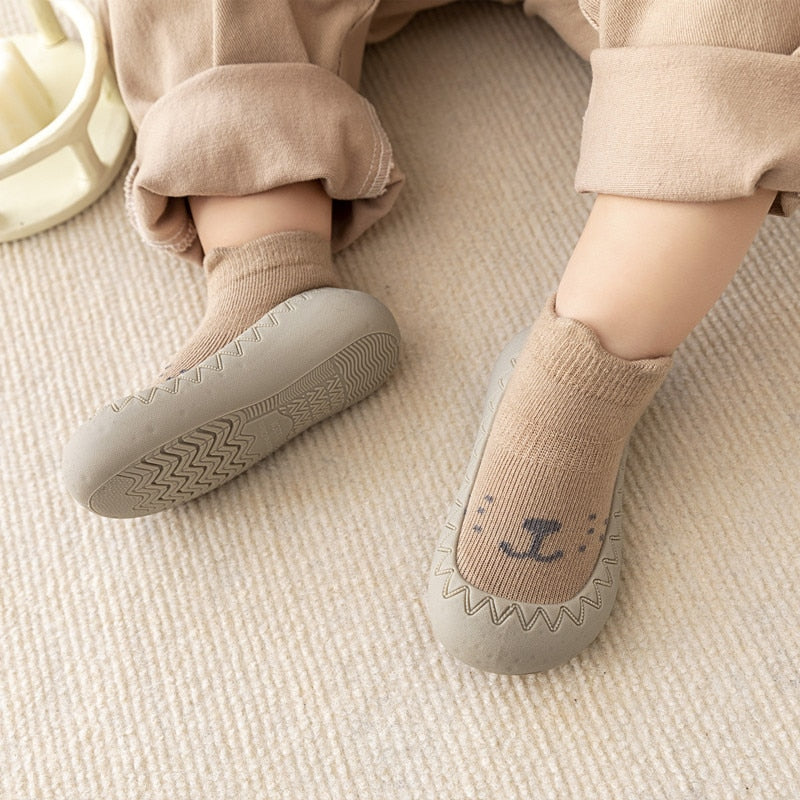 Baby Cartoon Print Soft Rubber Sole Booties childrensterritory