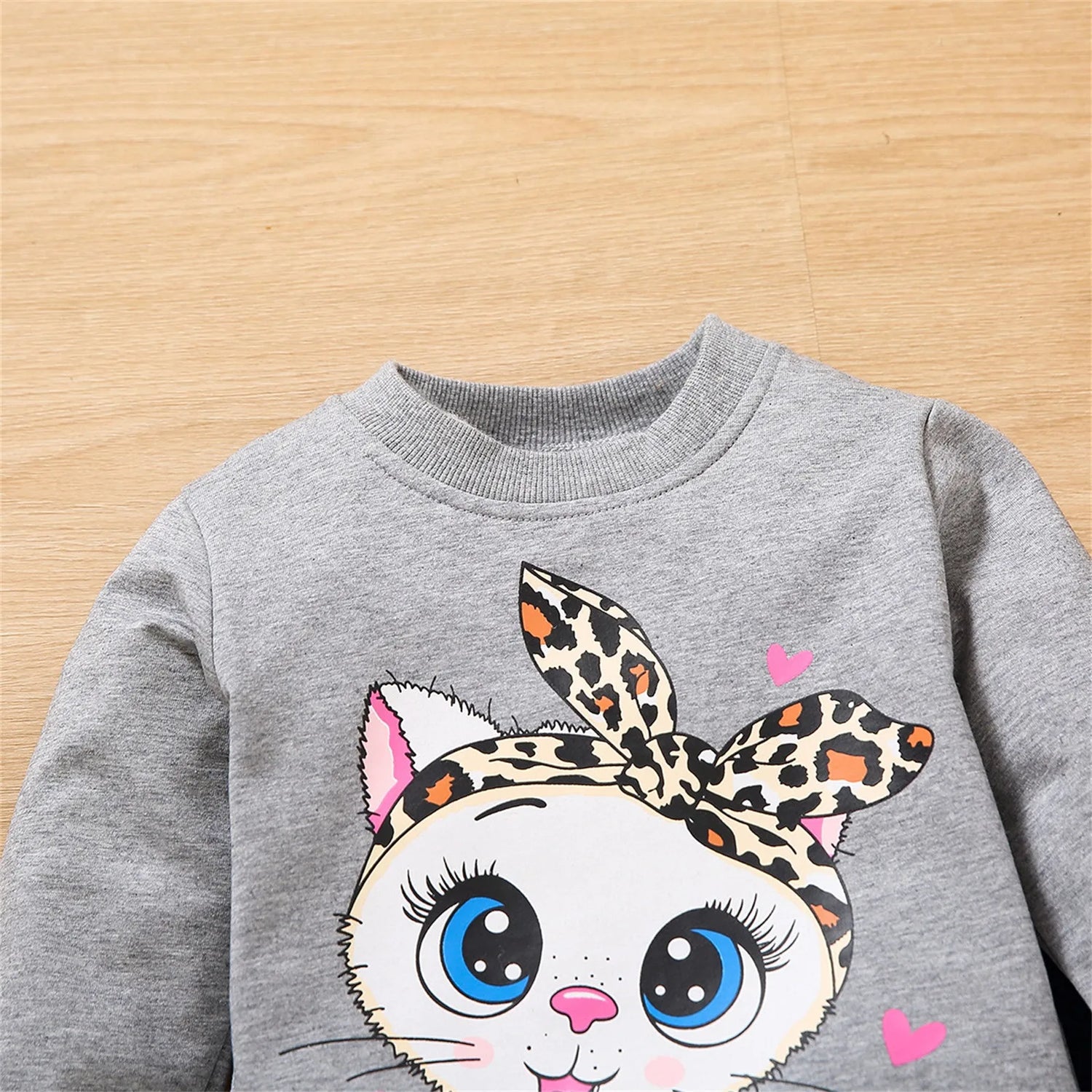 Big-eyed Cat Kids Girls Casual Clothing Set for Autumn