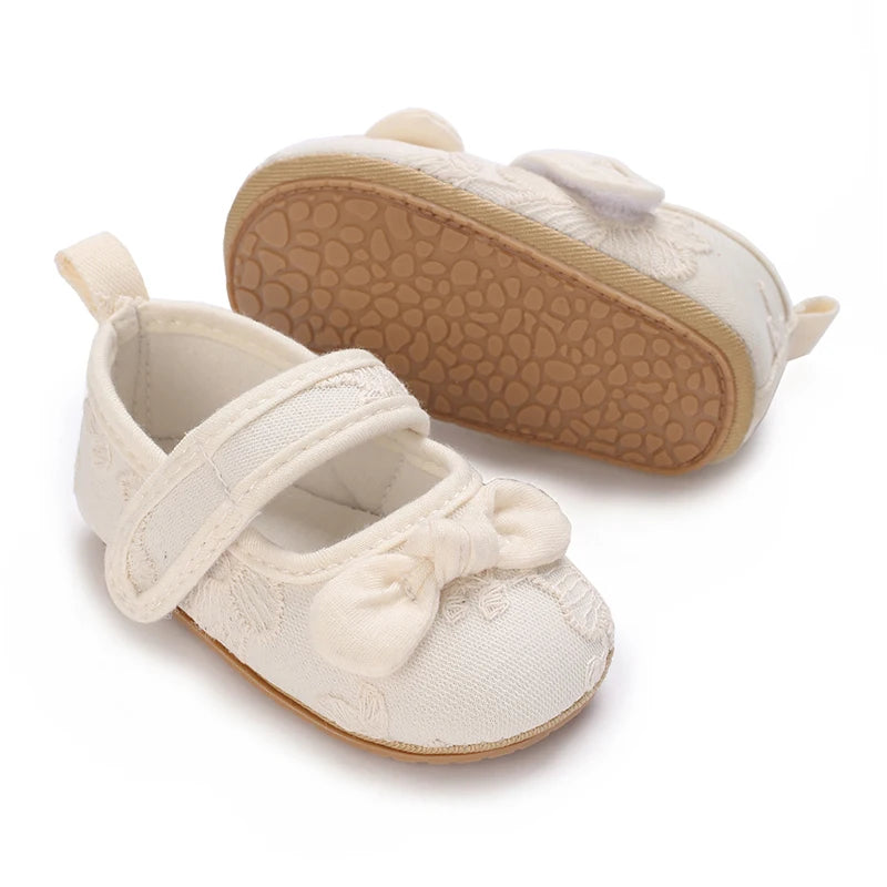 Cute Lace Design Baby Girl Non Slip Princess Crib Shoes