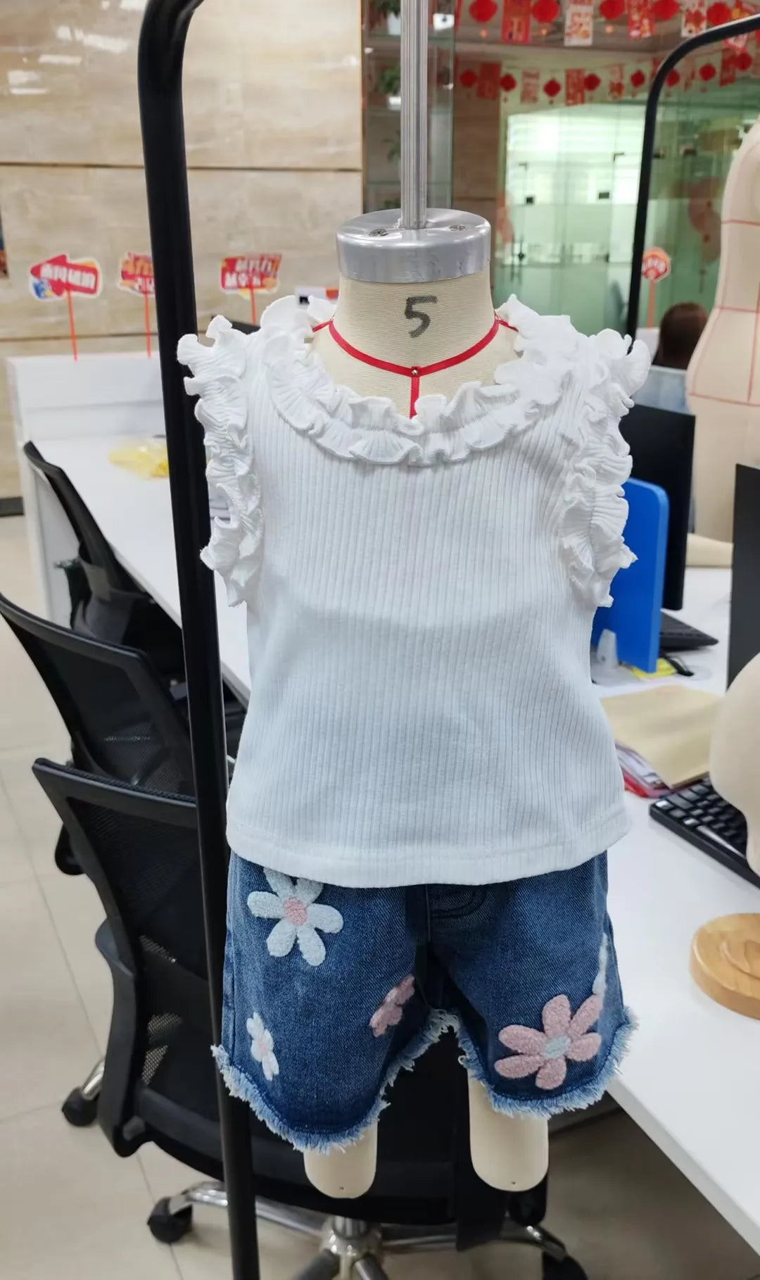 Baby Girl 2 Pcs Ruffled Sleeveless Tops with Denim Shorts Set